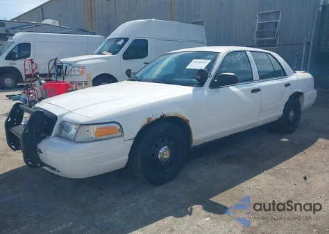 2010 Ford Crown Victoria Police Interceptor from USA, damaged, VIN 2FABP7BV5AX120570